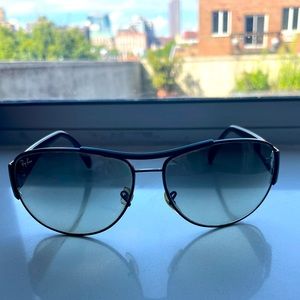 Ray-Ban Polarized Aviator Sunglasses